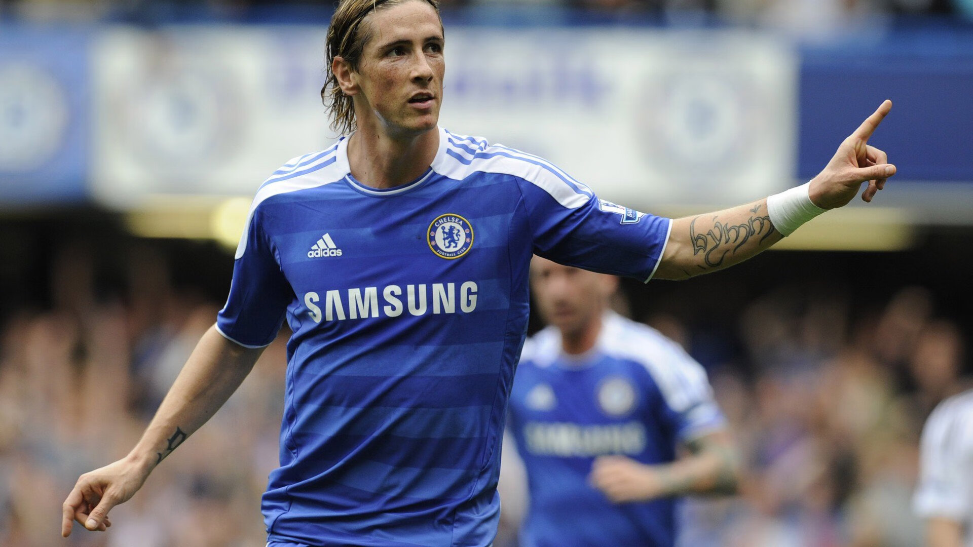 维尼修斯的反常之夜，十二码前的极致冷静与精准|